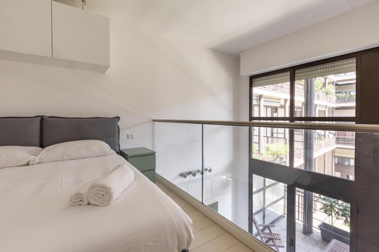 Appartement Elegant Loft With Balcony! à Milan Extérieur photo