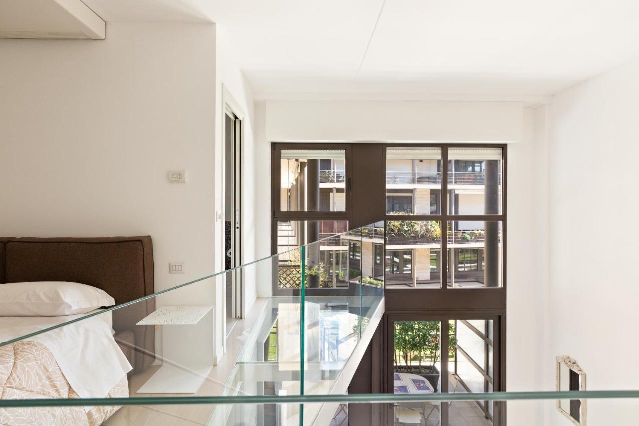Appartement Elegant Loft With Balcony! à Milan Extérieur photo